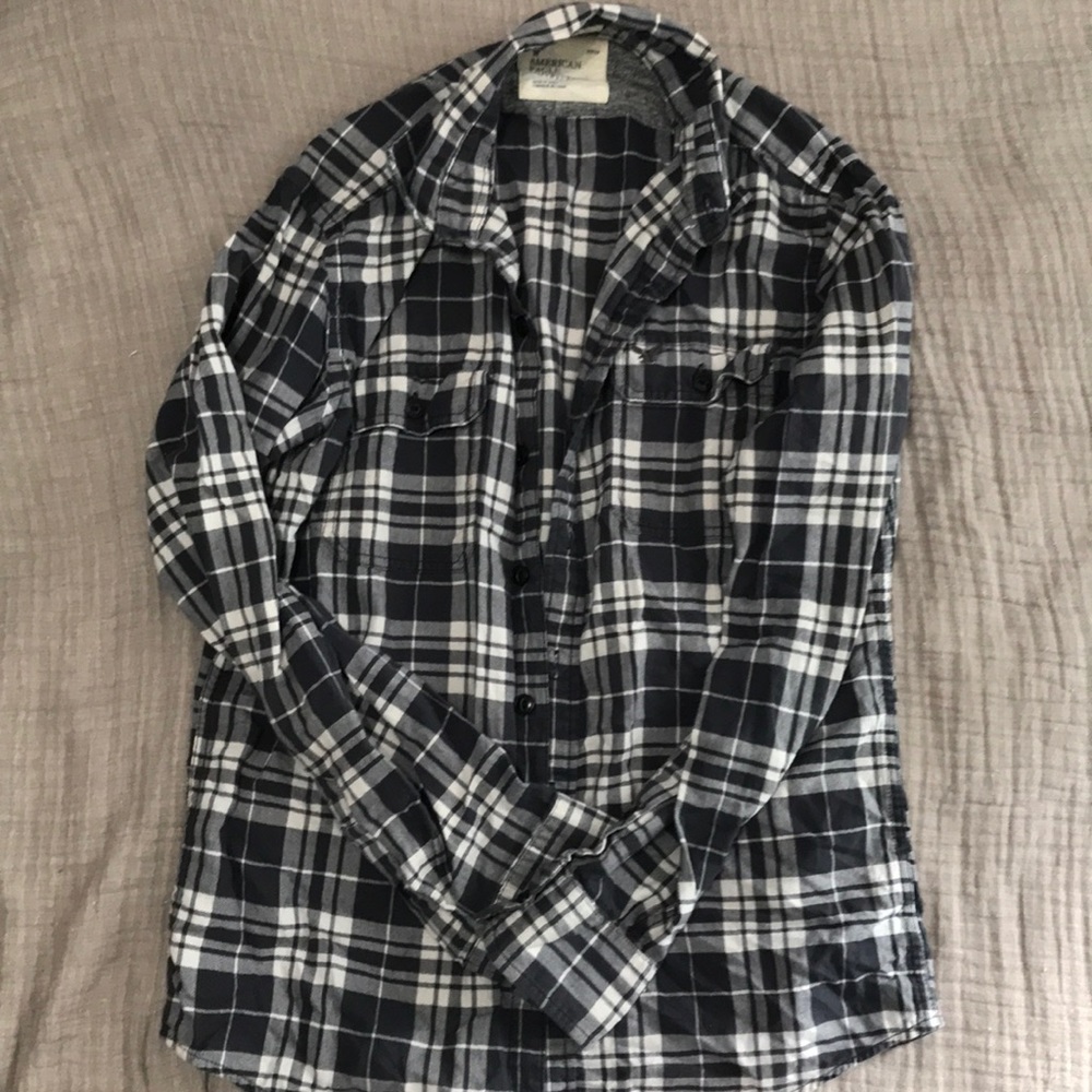 AE button down